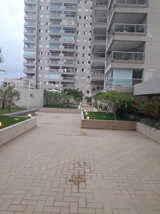 Lazer de resort a poucos passos da praia Guarujá Exterior foto